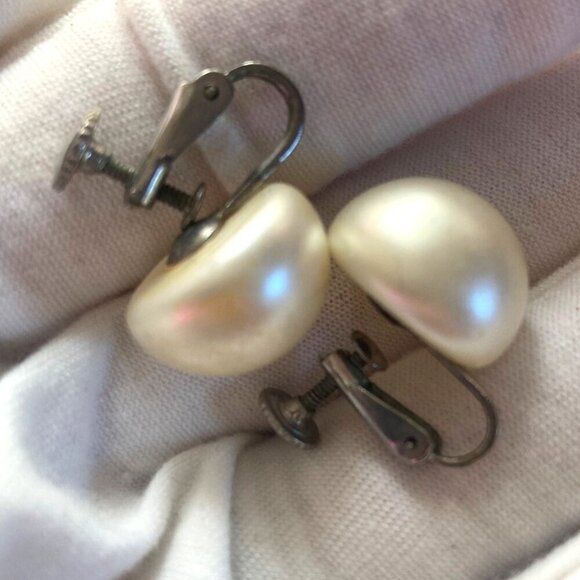 Vintage Faux Pearl Clip On Earrings Coro Richelieu Rhinestones 4 Pr Retro Preppy - Picture 9 of 16